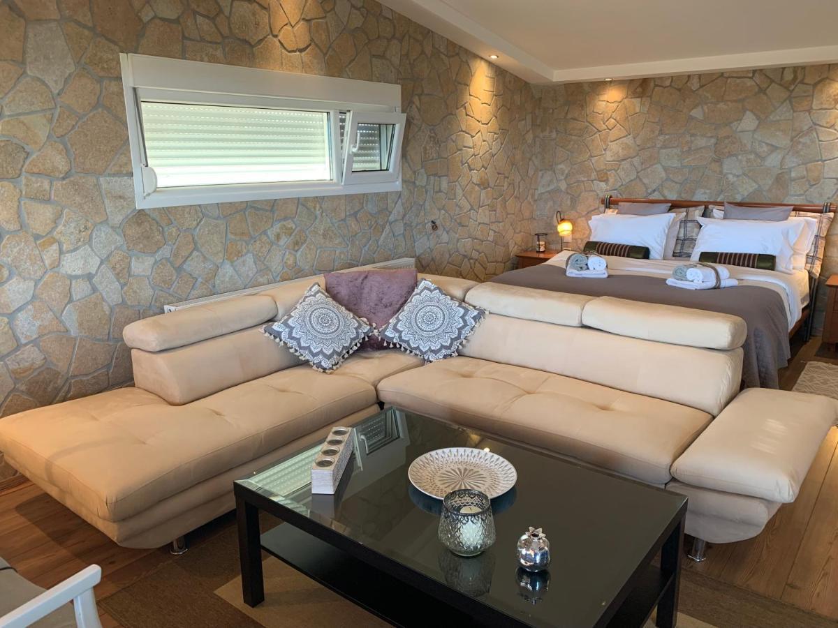エパノミDoormat# Wait 'N Sea, Jacuzzi, Luxury Stone Houseアパートメント エクステリア 写真
